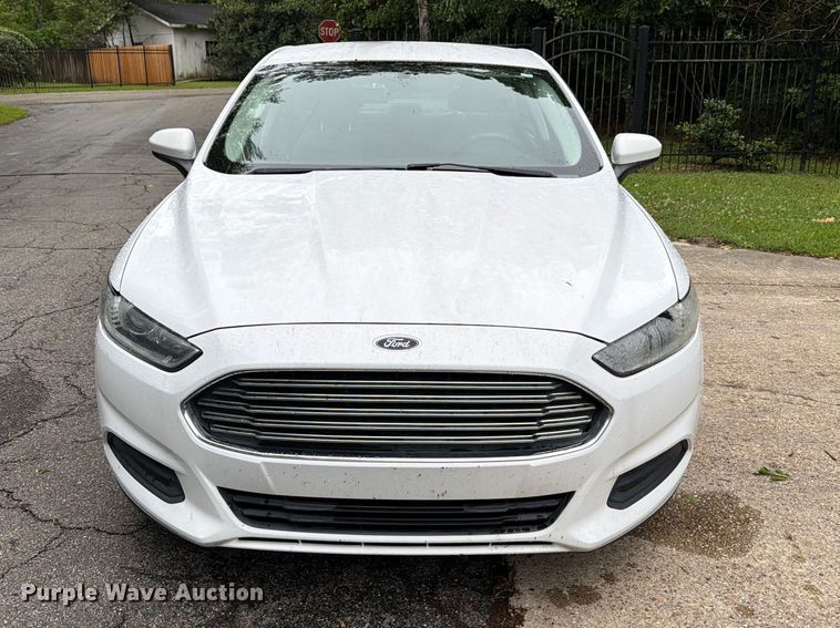 image for item FB8138 2016 Ford Fusion 