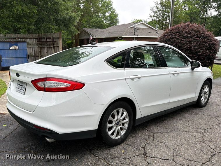 image for item FB8138 2016 Ford Fusion 