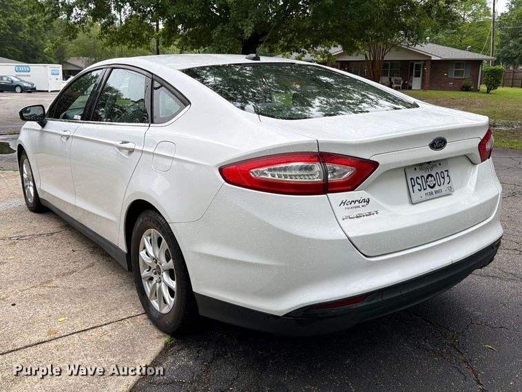 image for item FB8138 2016 Ford Fusion 