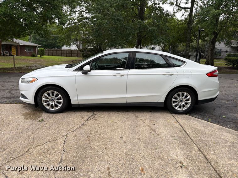 image for item FB8138 2016 Ford Fusion 