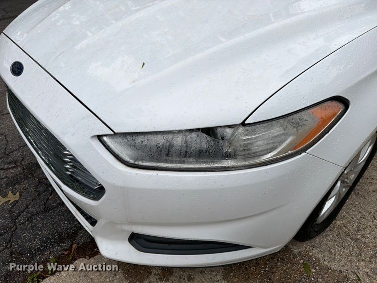 image for item FB8138 2016 Ford Fusion 