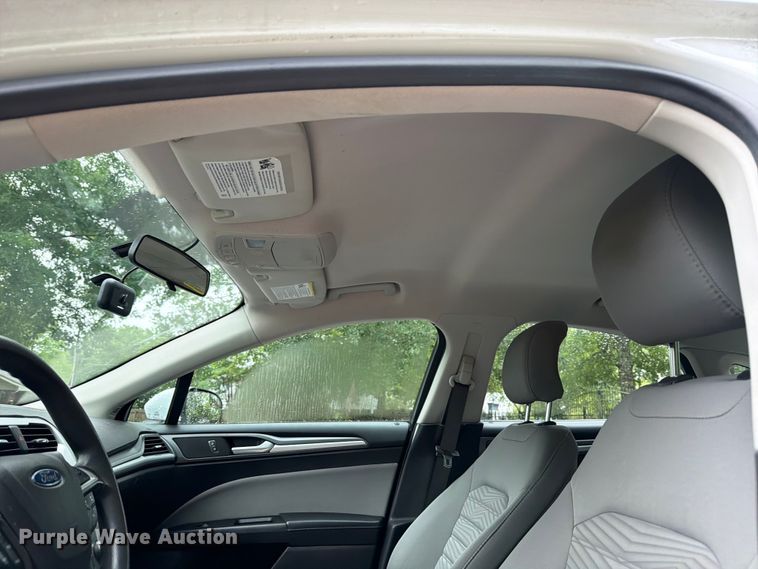 image for item FB8138 2016 Ford Fusion 