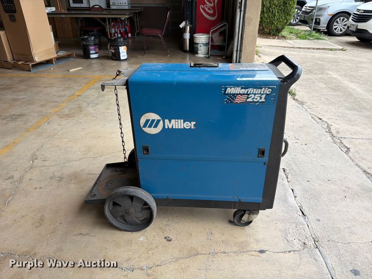 image for item FB8143 Miller Millermatic 251 welder