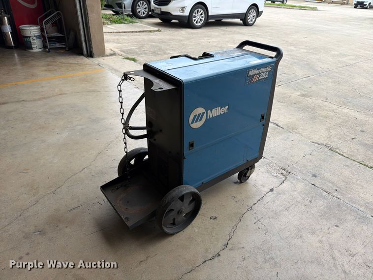 image for item FB8143 Miller Millermatic 251 welder