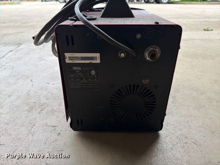 image for item FB8144 Lincoln Weld-Pak 140HD welder
