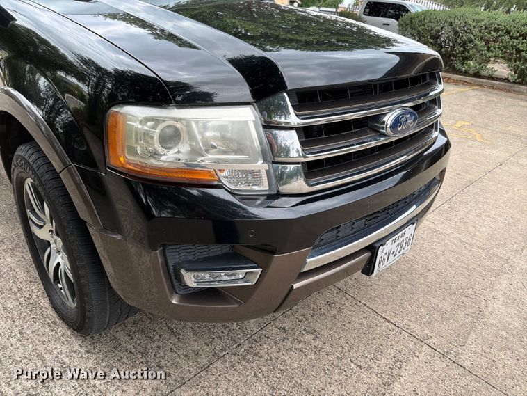 image for item FB8145 2017 Ford Expedition EL SUV