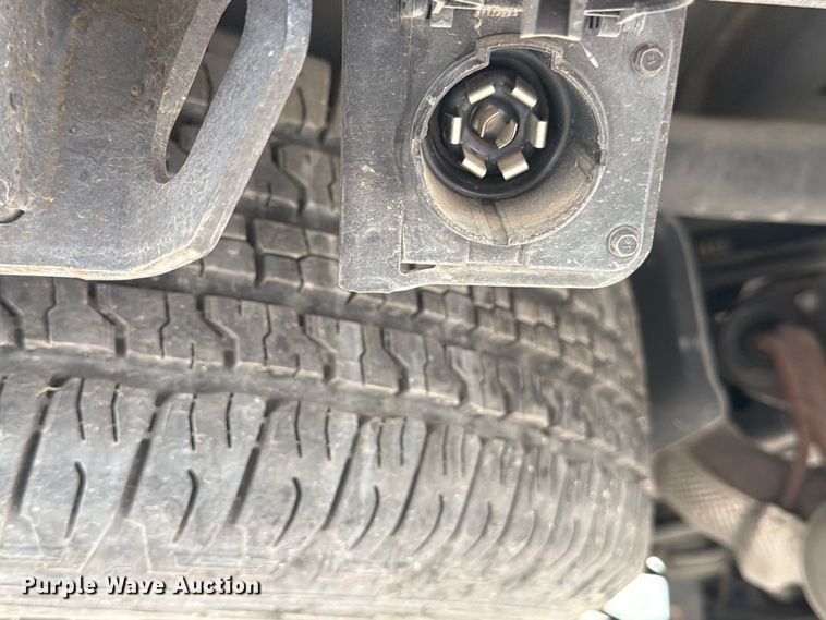 image for item FB8145 2017 Ford Expedition EL SUV