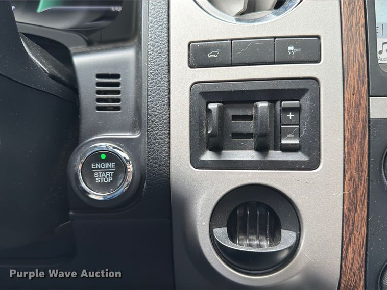 image for item FB8145 2017 Ford Expedition EL SUV