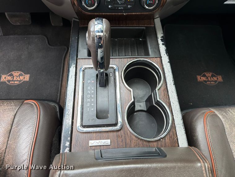 image for item FB8145 2017 Ford Expedition EL SUV