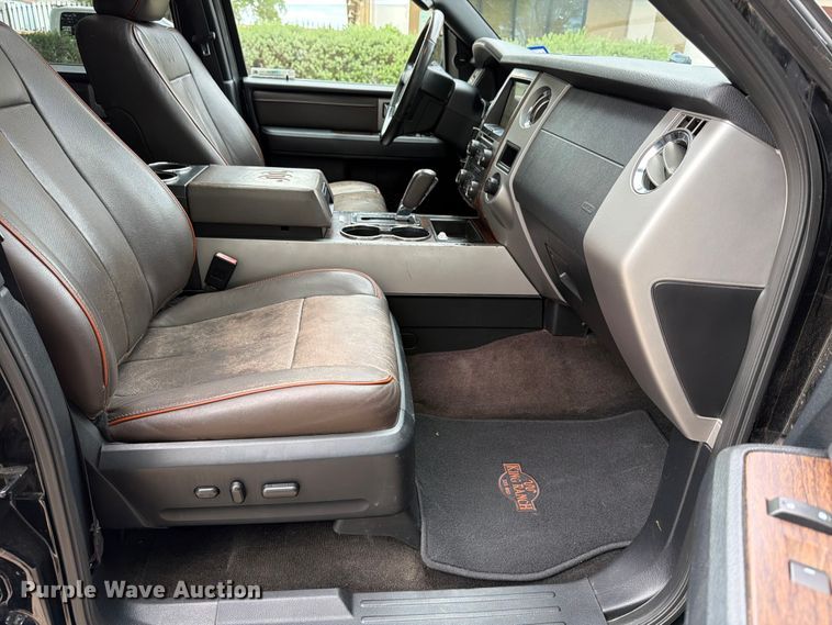 image for item FB8145 2017 Ford Expedition EL SUV