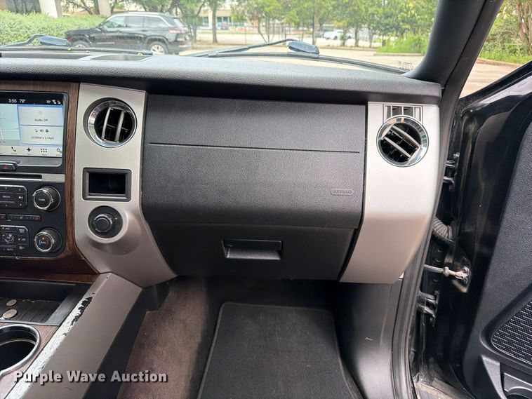 image for item FB8145 2017 Ford Expedition EL SUV