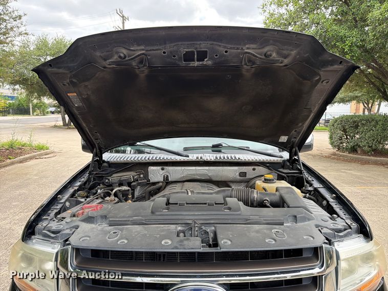 image for item FB8145 2017 Ford Expedition EL SUV