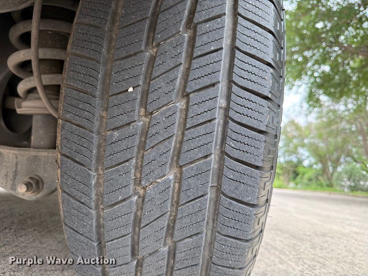 image for item FB8145 2017 Ford Expedition EL SUV