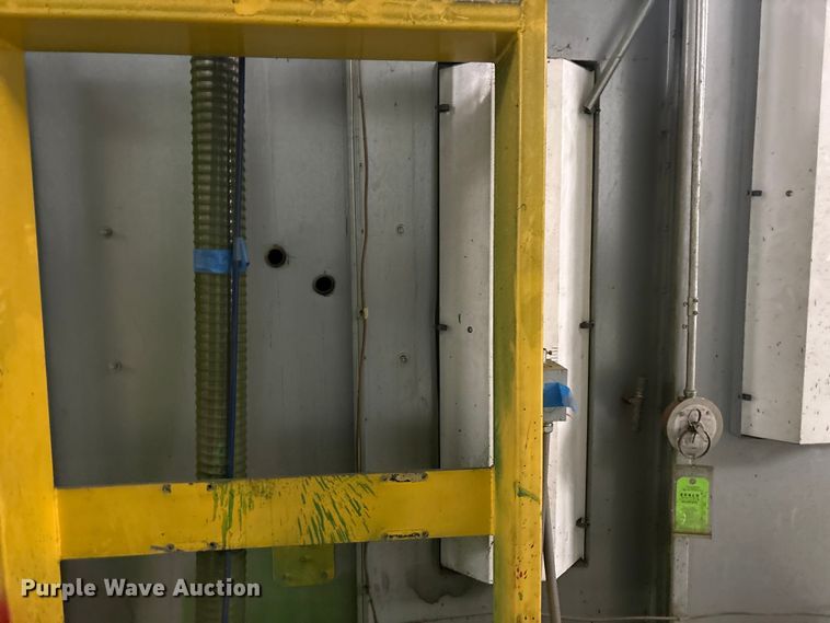 image for item FC2266 Paint booth