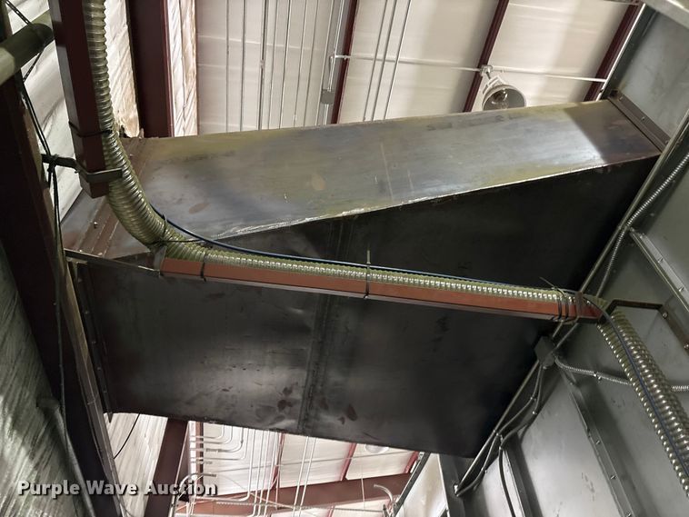 image for item FC2266 Paint booth