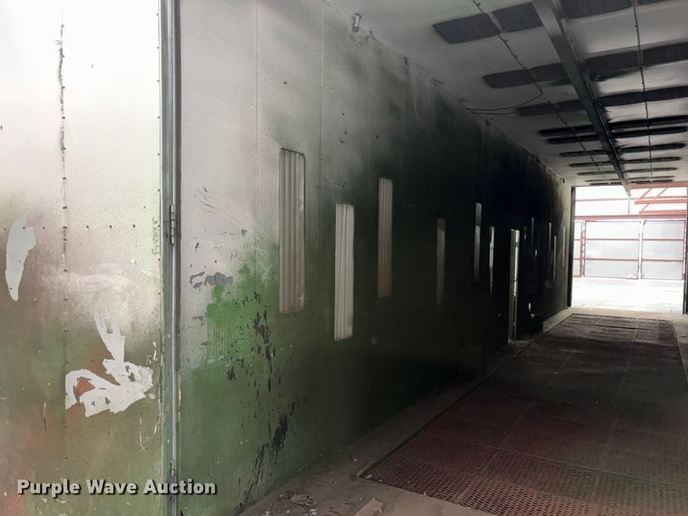 image for item FC2266 Paint booth