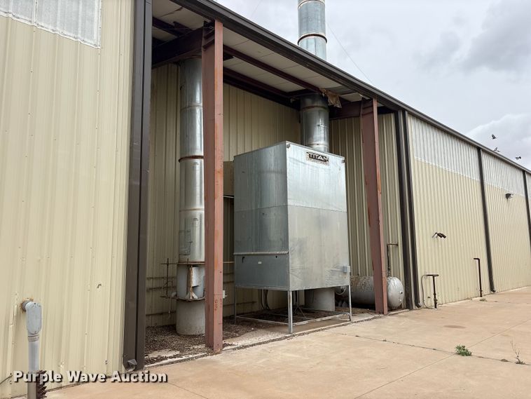 image for item FC2266 Paint booth