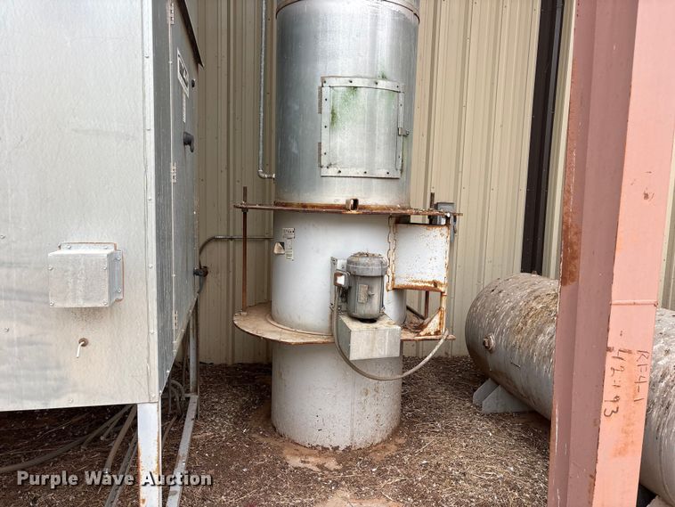 image for item FC2266 Paint booth