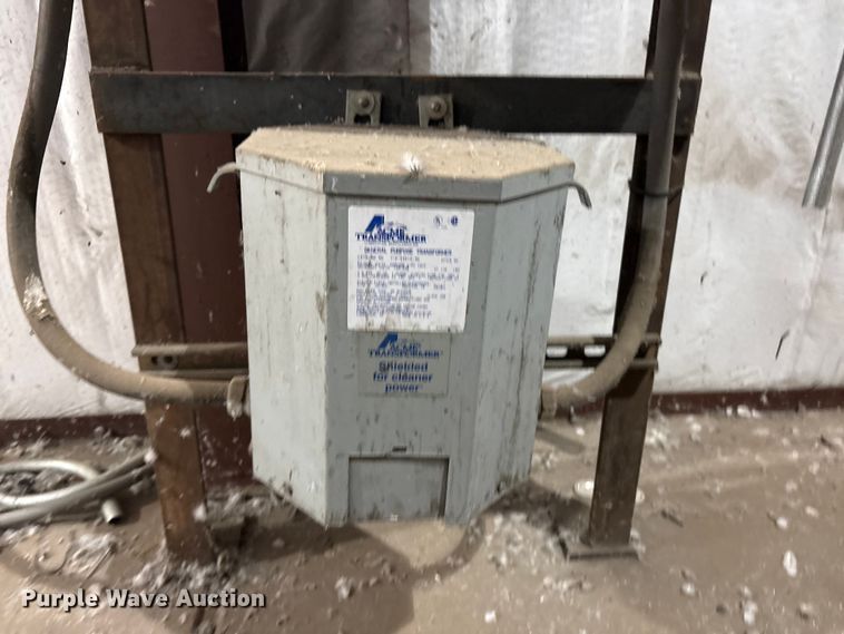 image for item FC2267 SBS VEDD12120DDT paint booth