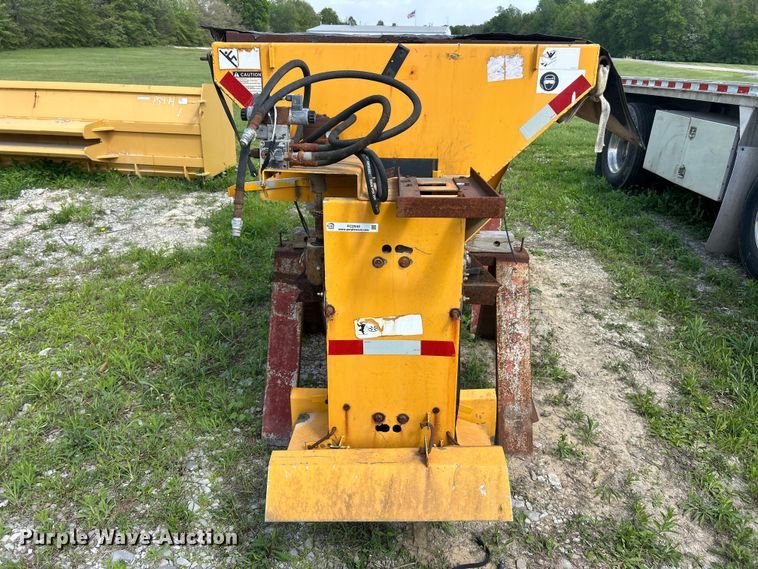 image for item FC2544 Monroe spreader