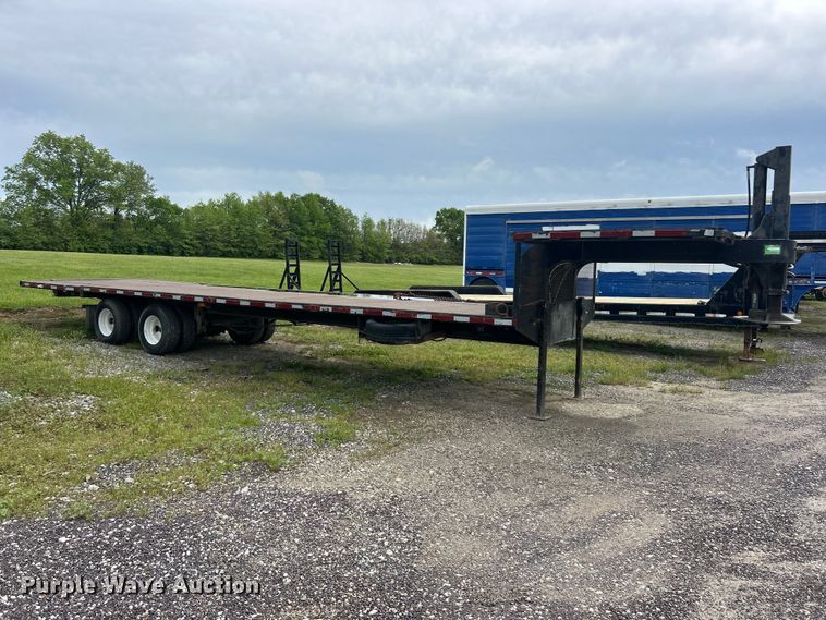 image for item FC2568 1978 Landoll equipment trailer