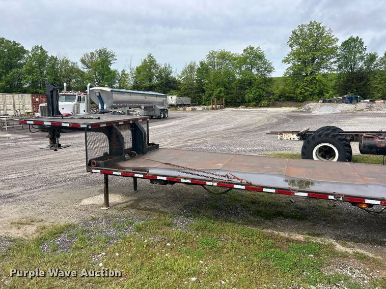 image for item FC2568 1978 Landoll equipment trailer