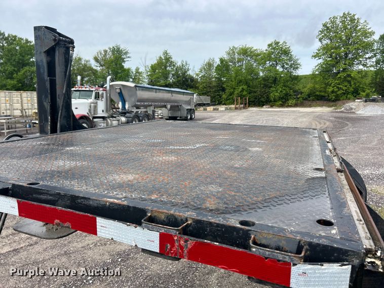 image for item FC2568 1978 Landoll equipment trailer