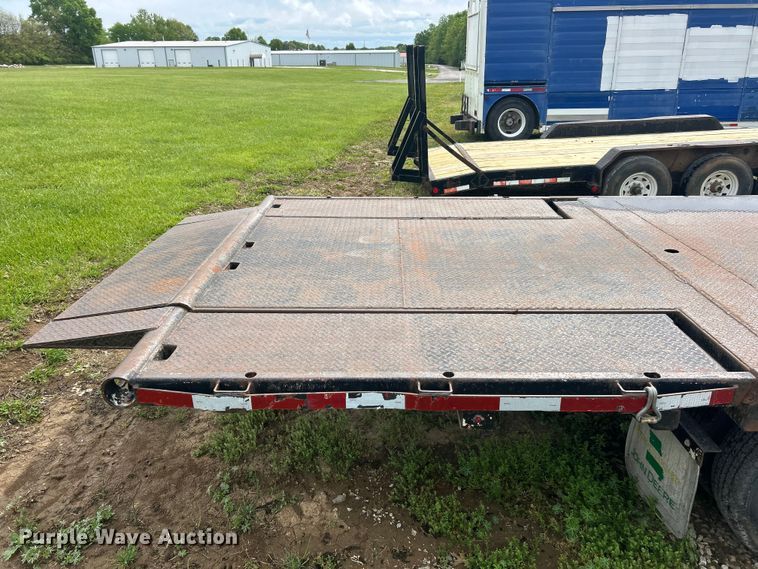 image for item FC2568 1978 Landoll equipment trailer
