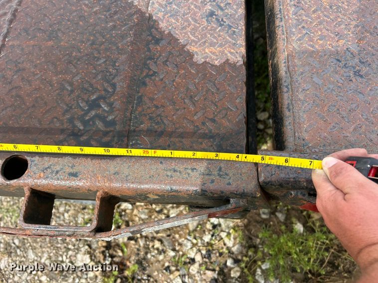 image for item FC2568 1978 Landoll equipment trailer