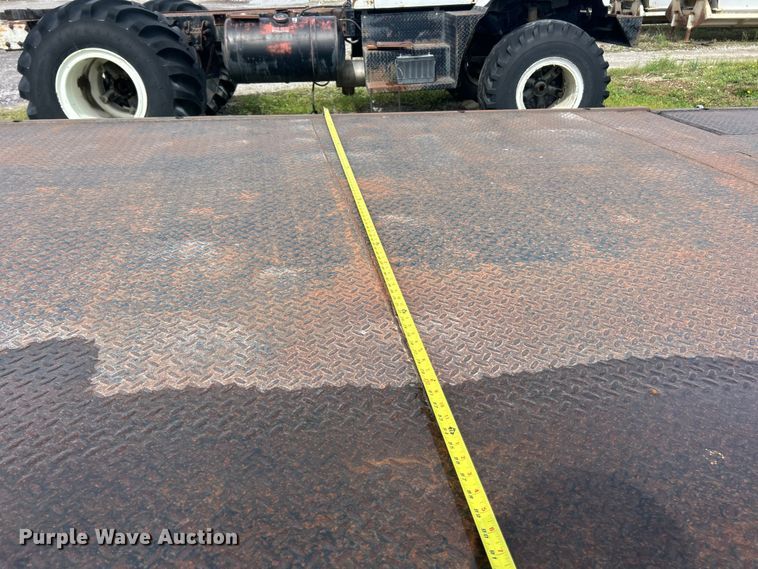 image for item FC2568 1978 Landoll equipment trailer