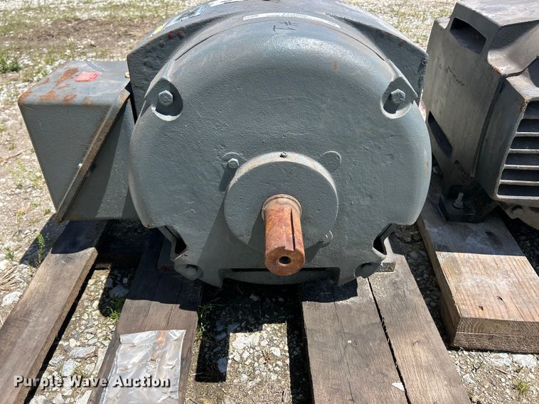 image for item FC2600 (3) electric motors