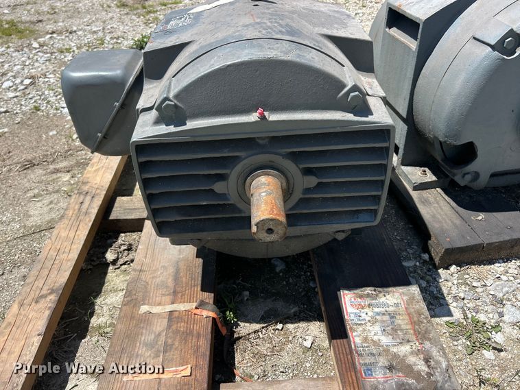 image for item FC2600 (3) electric motors
