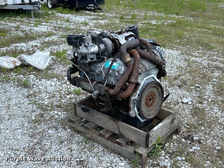 image for item FC2604 International A325 engine