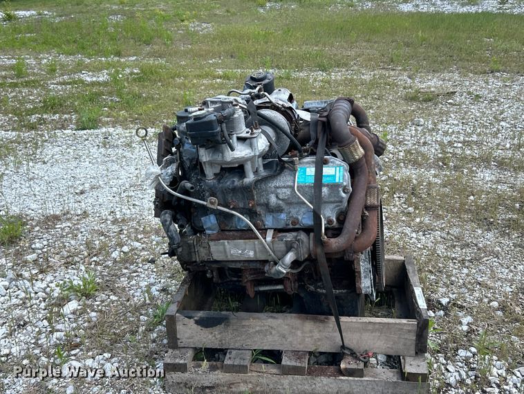 image for item FC2604 International A325 engine