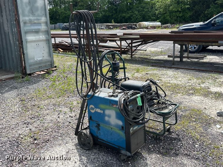 image for item FC2620 Miller Millermatic 251 welder