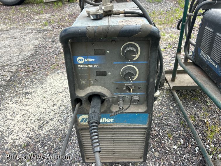 image for item FC2620 Miller Millermatic 251 welder