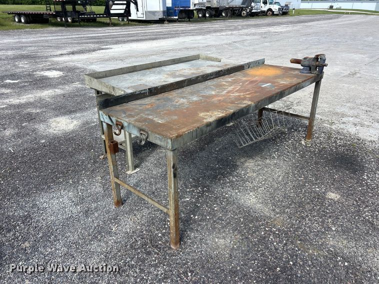 image for item FC2623 (2) tables