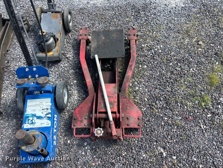 image for item FC2624 (4) floor Jacks