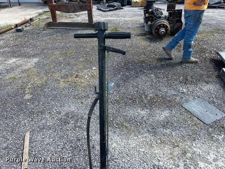 image for item FC2624 (4) floor Jacks
