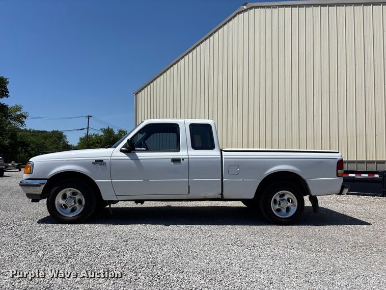 image for item FC4645 1997 Ford Ranger pickup truck