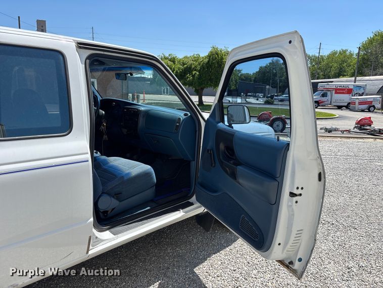 image for item FC4645 1997 Ford Ranger pickup truck