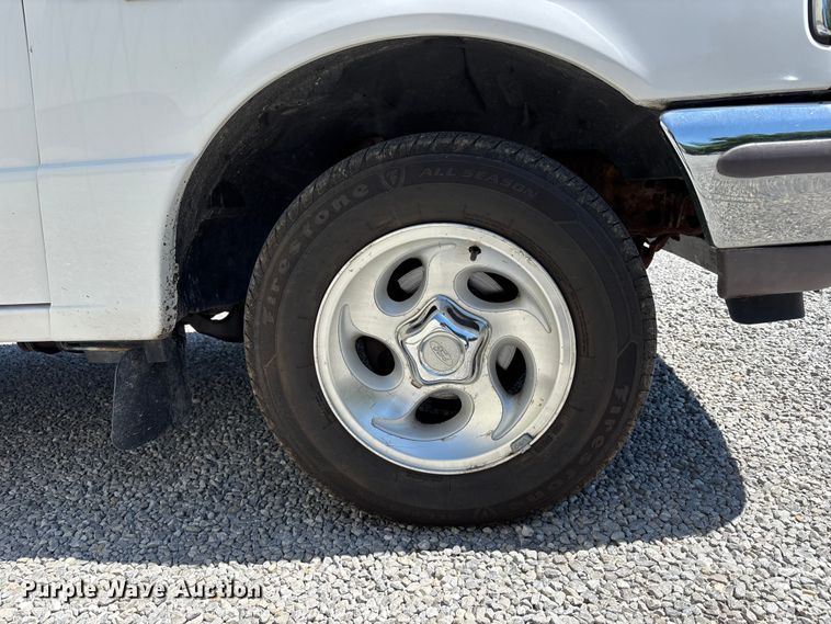 image for item FC4645 1997 Ford Ranger pickup truck