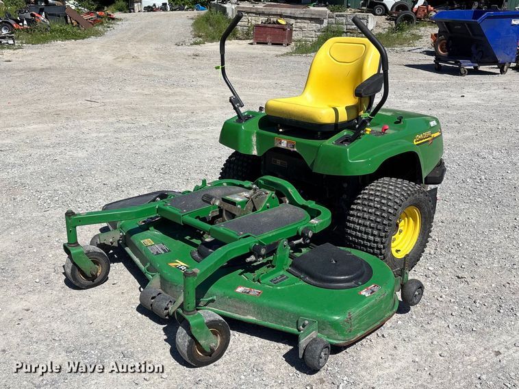 image for item FC4648 John Deere F680 ZTR lawn mower