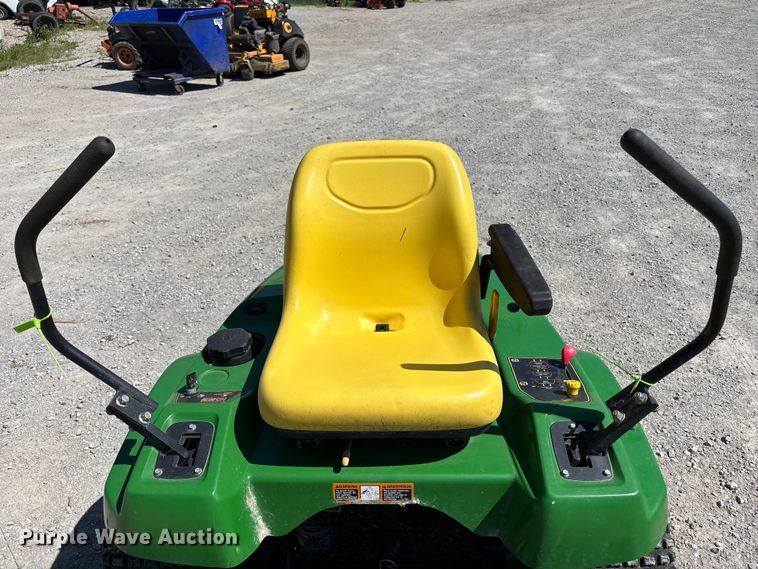 image for item FC4648 John Deere F680 ZTR lawn mower