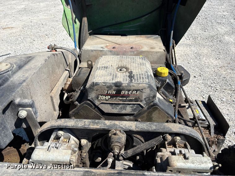 image for item FC4648 John Deere F680 ZTR lawn mower