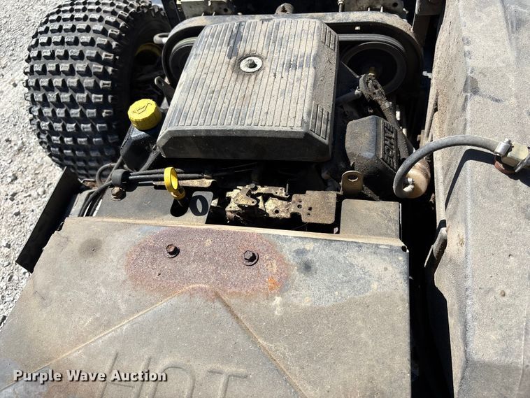 image for item FC4648 John Deere F680 ZTR lawn mower
