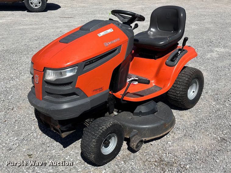 image for item FC4649 Husqvarna YTH21K46 lawn mower