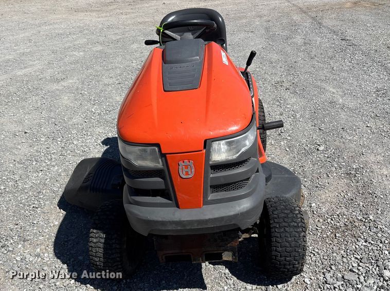 image for item FC4649 Husqvarna YTH21K46 lawn mower
