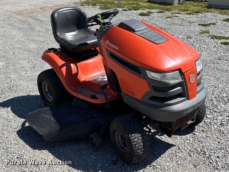 image for item FC4649 Husqvarna YTH21K46 lawn mower
