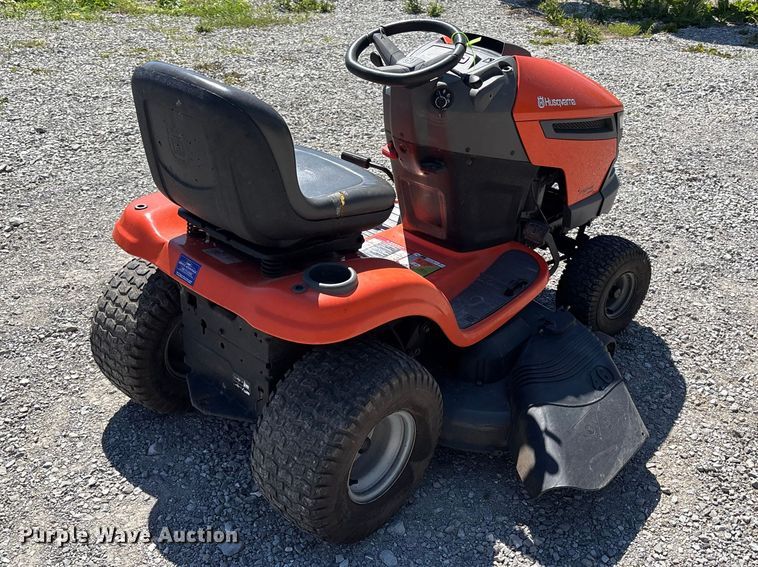 image for item FC4649 Husqvarna YTH21K46 lawn mower